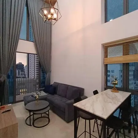 Col 11A Deluxe 1 Bedroom Duplex Infinity Pool